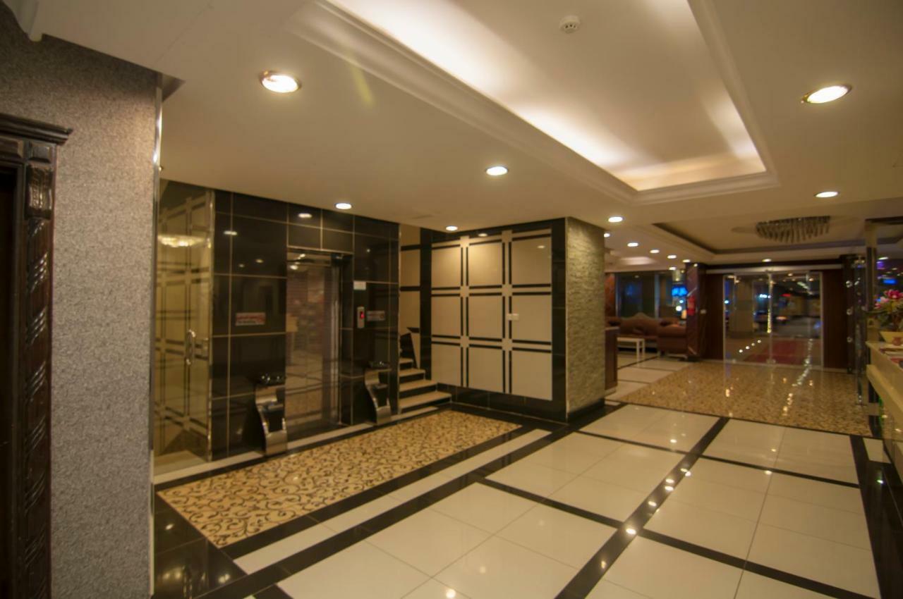 ריאד Elite Suites Hotel - Al Muruj מראה חיצוני תמונה
