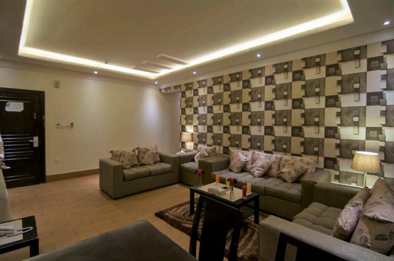 ריאד Elite Suites Hotel - Al Muruj מראה חיצוני תמונה